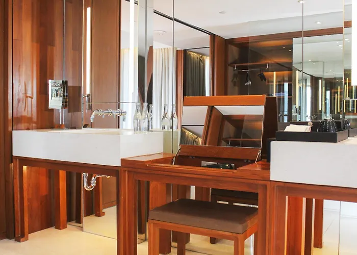 Hansar Hotel 5*
